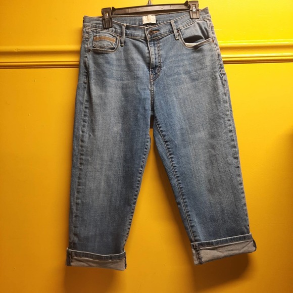 Vintage Levi's 515 Capri Faded and Whiskering Blue Jean 32" x 22" - Picture 1 of 11